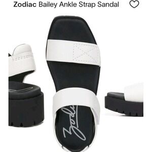 Zodiac Bailey Ankle Strap White Leather Sandals‎ 7.5